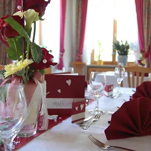 Linden & Wildkraeuterhotel Windelsbach
